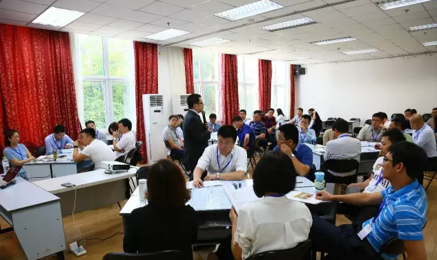 2016�����EMBA��չѵ��ɳ�̿γ̾�����Ƭ