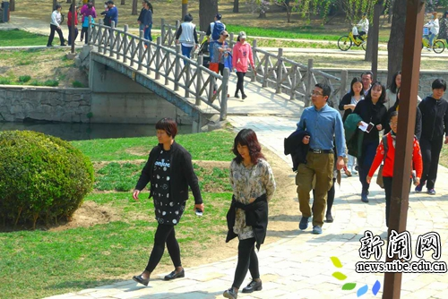 对外经济贸易大学2017春季教职工徒步健身走活动