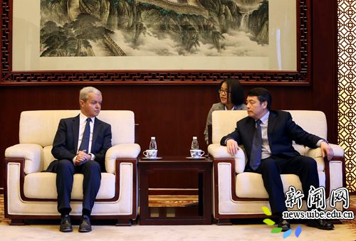 国际统一私法协会秘书长来访对外经贸大学