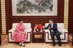 ͼдѧУSuzanne Elise Walshһö⾭ó״ѧ